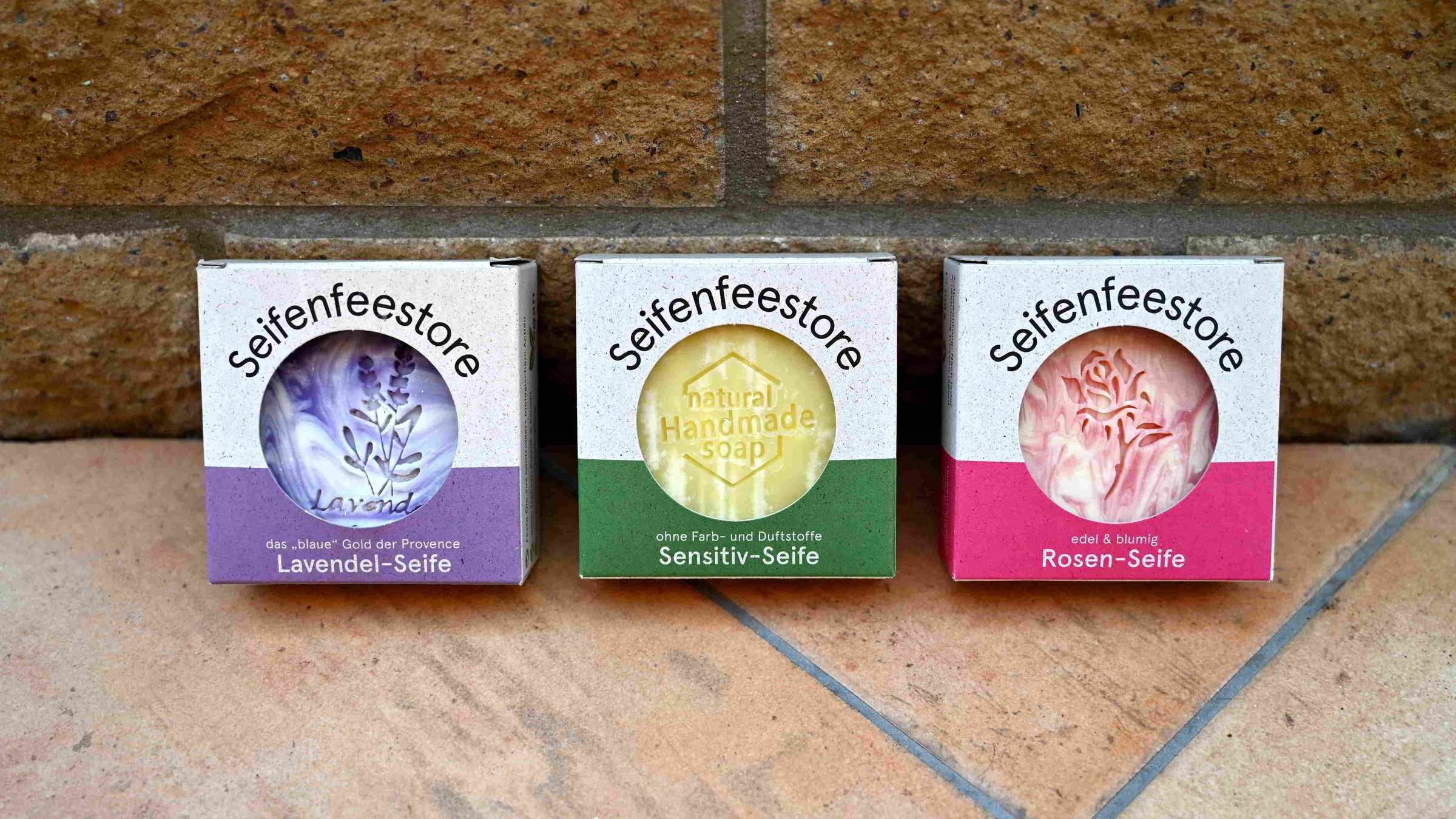 Classic-Line Kollektion vom Seifenfeestore mit klassischen handgemachten Seifen